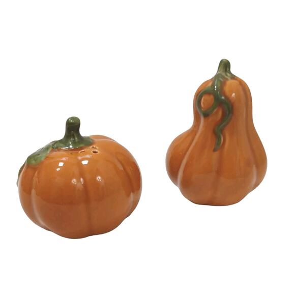 Pumpkin Guard Salt Pepper Shakers Fall Autumn Thanksgiving Granny Kitchy Cottage - Picture 3 of 10